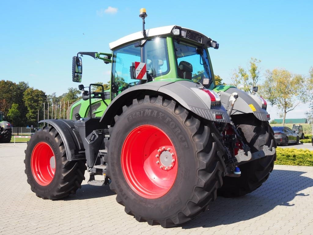 Fendt 824 Vario S4 ProfiPlus, GPS - Traktör: fotoğraf 2 Fendt 824 Vario S4 ProfiPlus, GPS - Traktör: fotoğraf 2