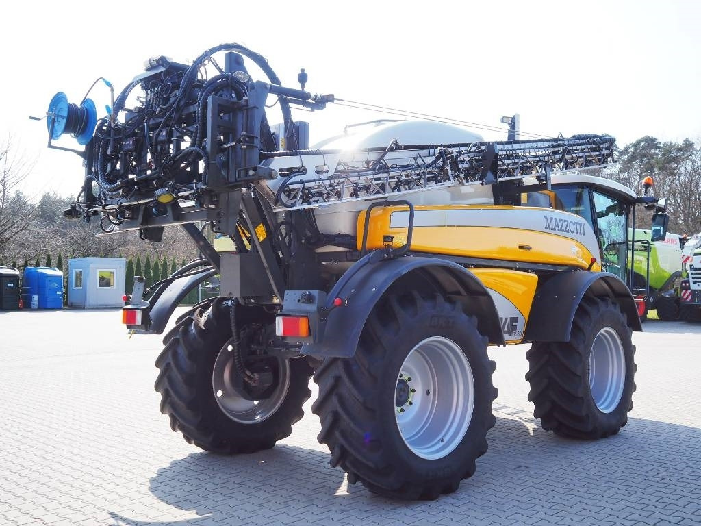 Mazzotti MAF 3580, GPS - Kendi yürür ilaçlama makinesi: fotoğraf 4 Mazzotti MAF 3580, GPS - Kendi yürür ilaçlama makinesi: fotoğraf 4