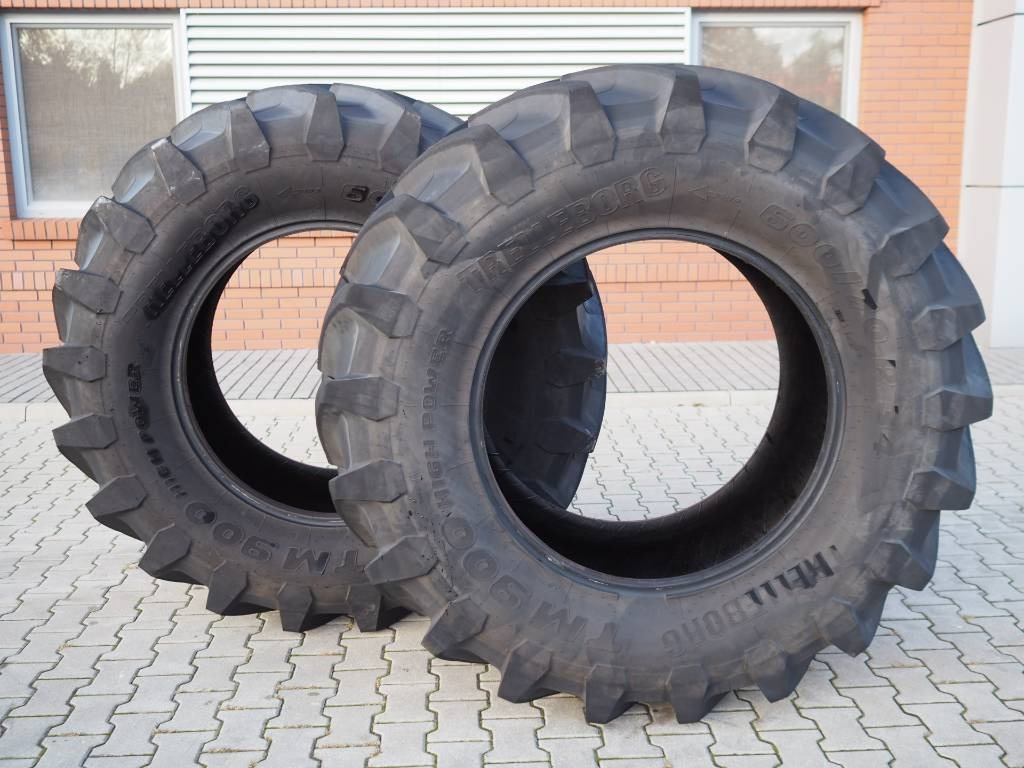 Trelleborg TM 900 600/70 R34 - Lastik - Tarım araçları: fotoğraf 2 Trelleborg TM 900 600/70 R34 - Lastik - Tarım araçları: fotoğraf 2
