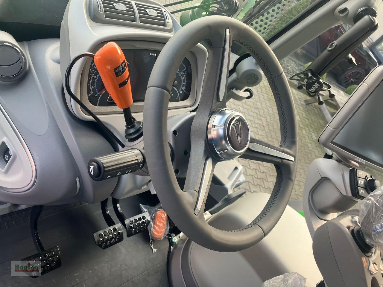 Deutz-Fahr 6180 TTV 30 Jahre Edition finansal kiralama Deutz-Fahr 6180 TTV 30 Jahre Edition: fotoğraf 16 Deutz-Fahr 6180 TTV 30 Jahre Edition finansal kiralama Deutz-Fahr 6180 TTV 30 Jahre Edition: fotoğraf 16