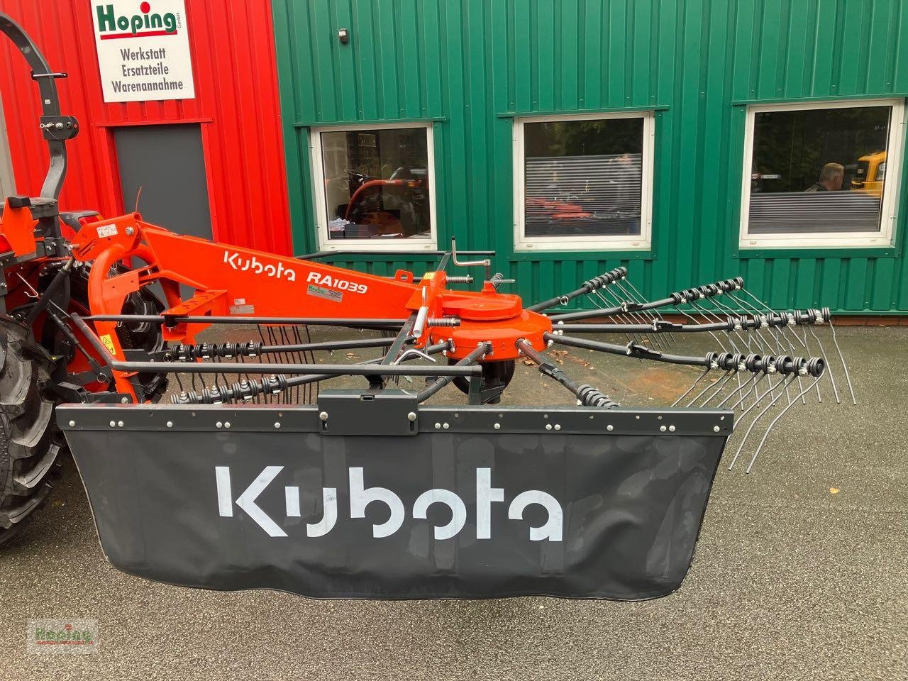 Kubota RA 1039 - Ot toplama tırmığı: fotoğraf 2 Kubota RA 1039 - Ot toplama tırmığı: fotoğraf 2