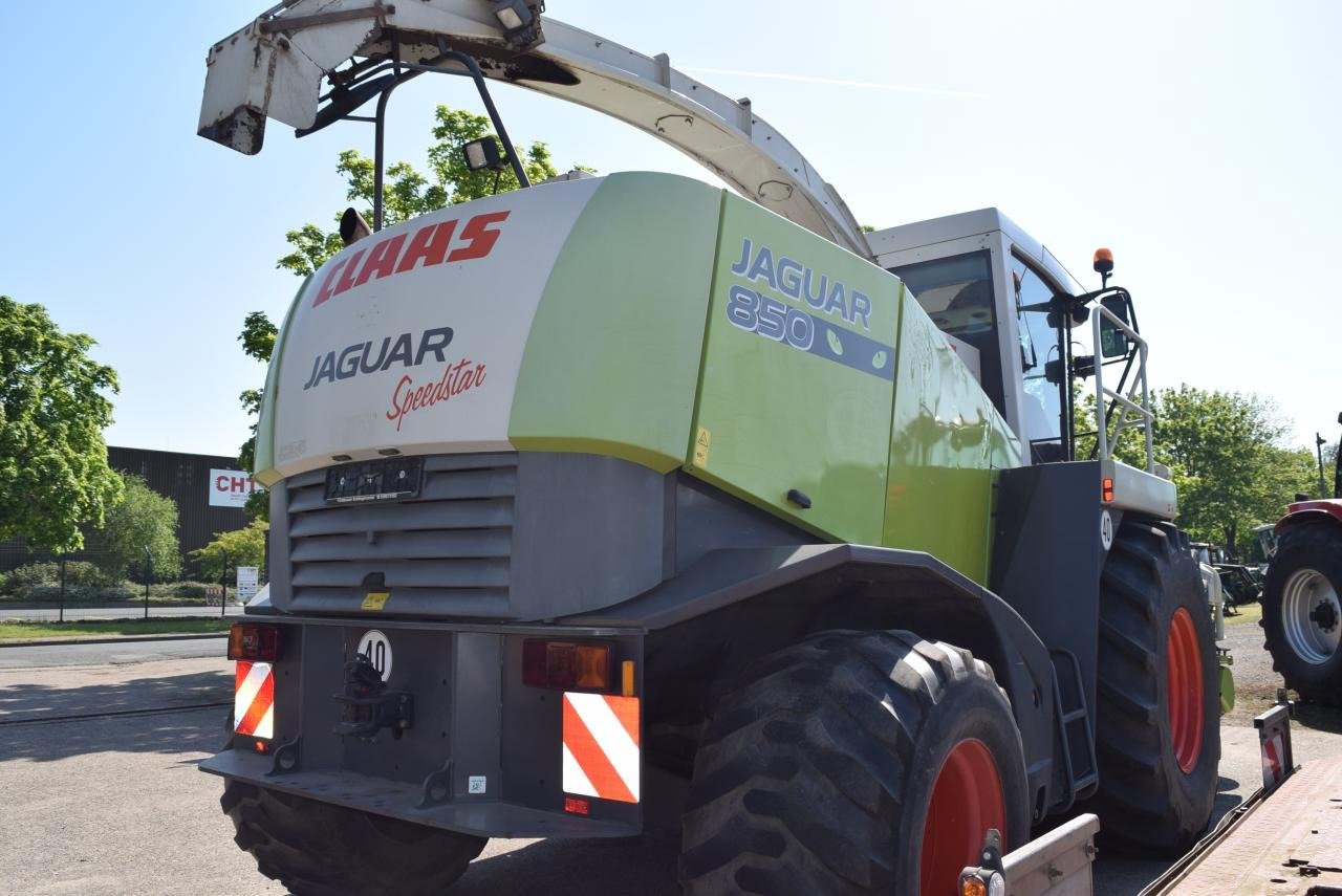 CLAAS Jaguar 850 Speedstar - Silaj makinesi: fotoğraf 5 CLAAS Jaguar 850 Speedstar - Silaj makinesi: fotoğraf 5