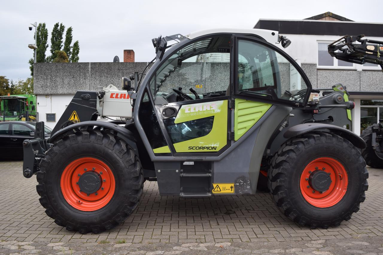 CLAAS SCORPION 7044 - Teleskopik yükleyici: fotoğraf 3 CLAAS SCORPION 7044 - Teleskopik yükleyici: fotoğraf 3