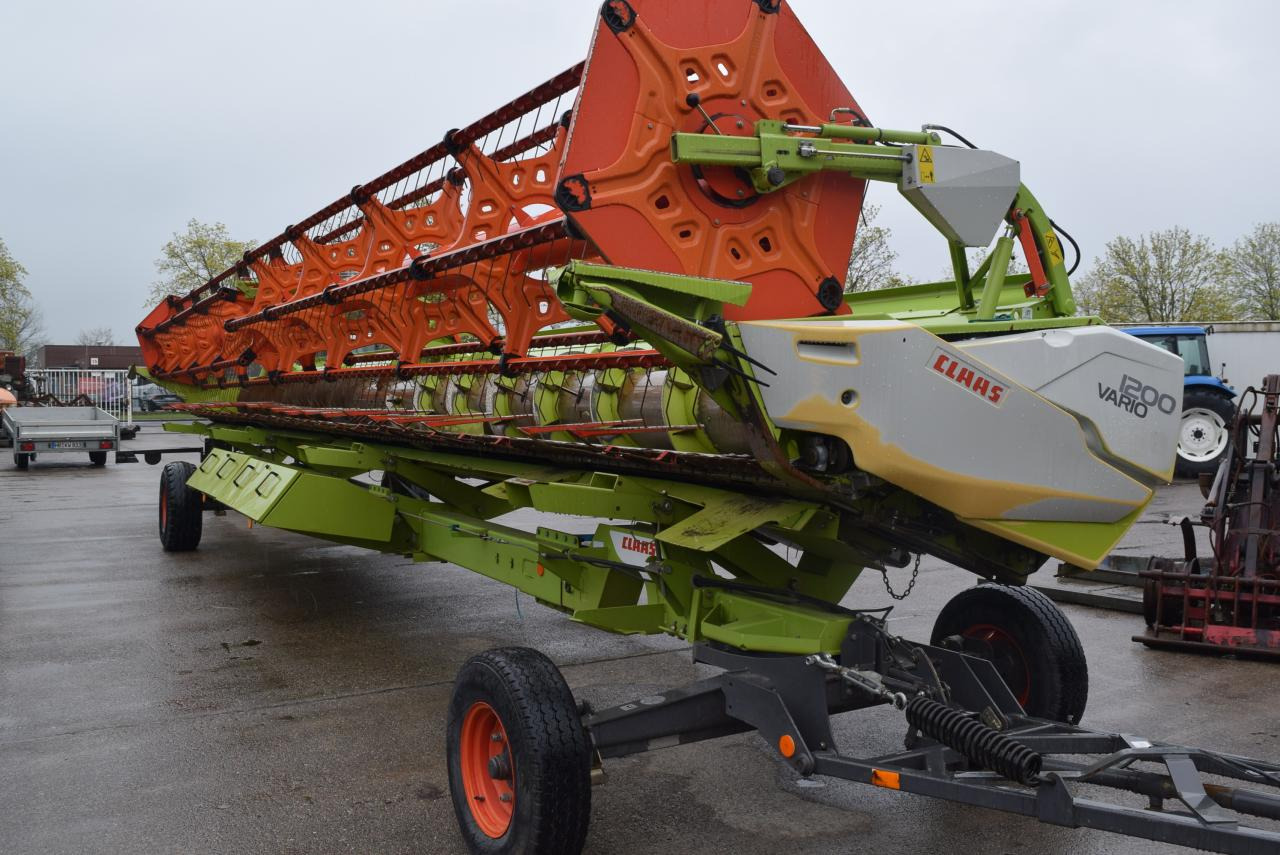 CLAAS V 1200 Vario *Schneidwerk* - Biçerdöver tablası: fotoğraf 1 CLAAS V 1200 Vario *Schneidwerk* - Biçerdöver tablası: fotoğraf 1