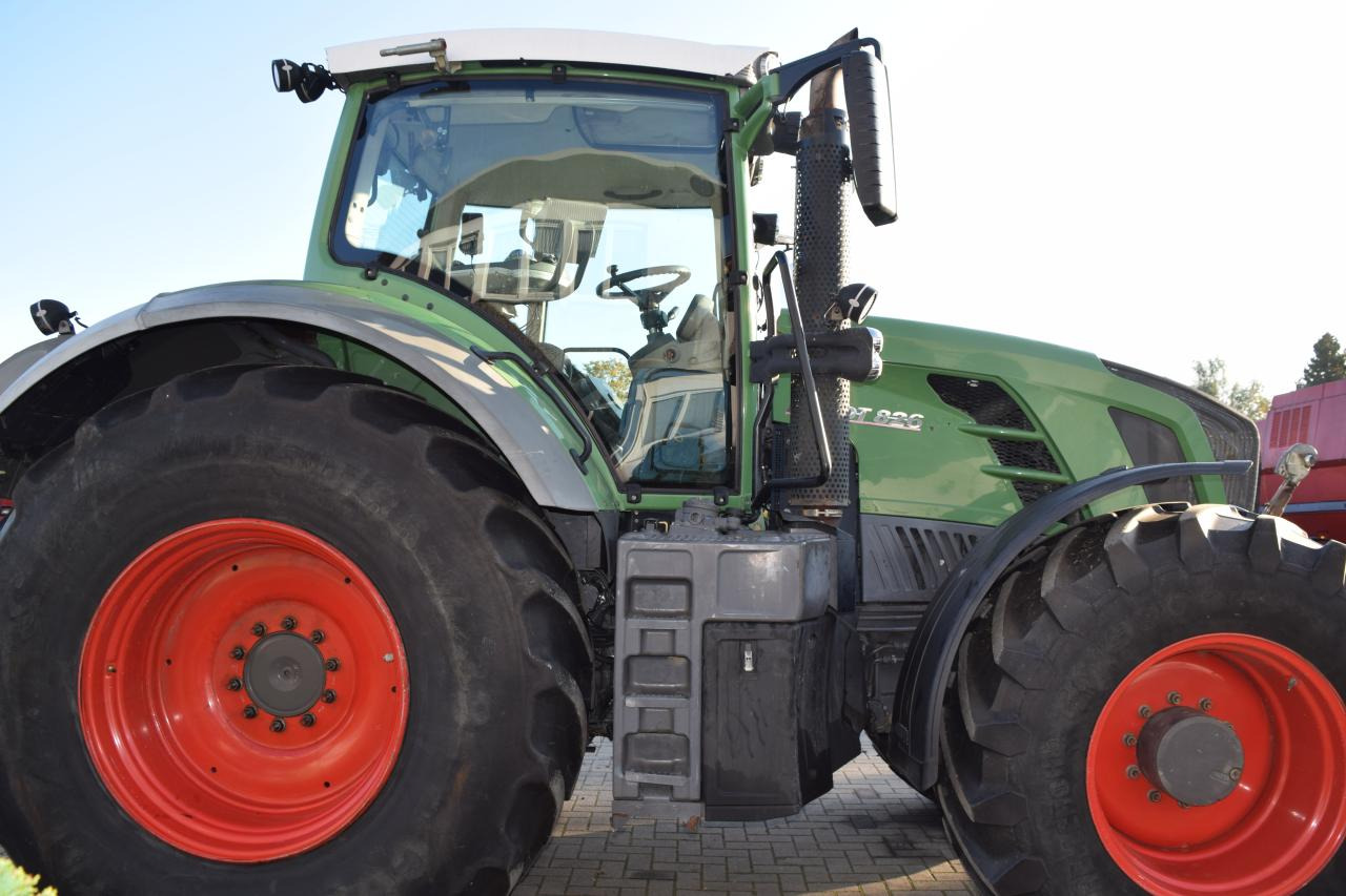 Fendt 826 Vario SCR - Traktör: fotoğraf 2 Fendt 826 Vario SCR - Traktör: fotoğraf 2