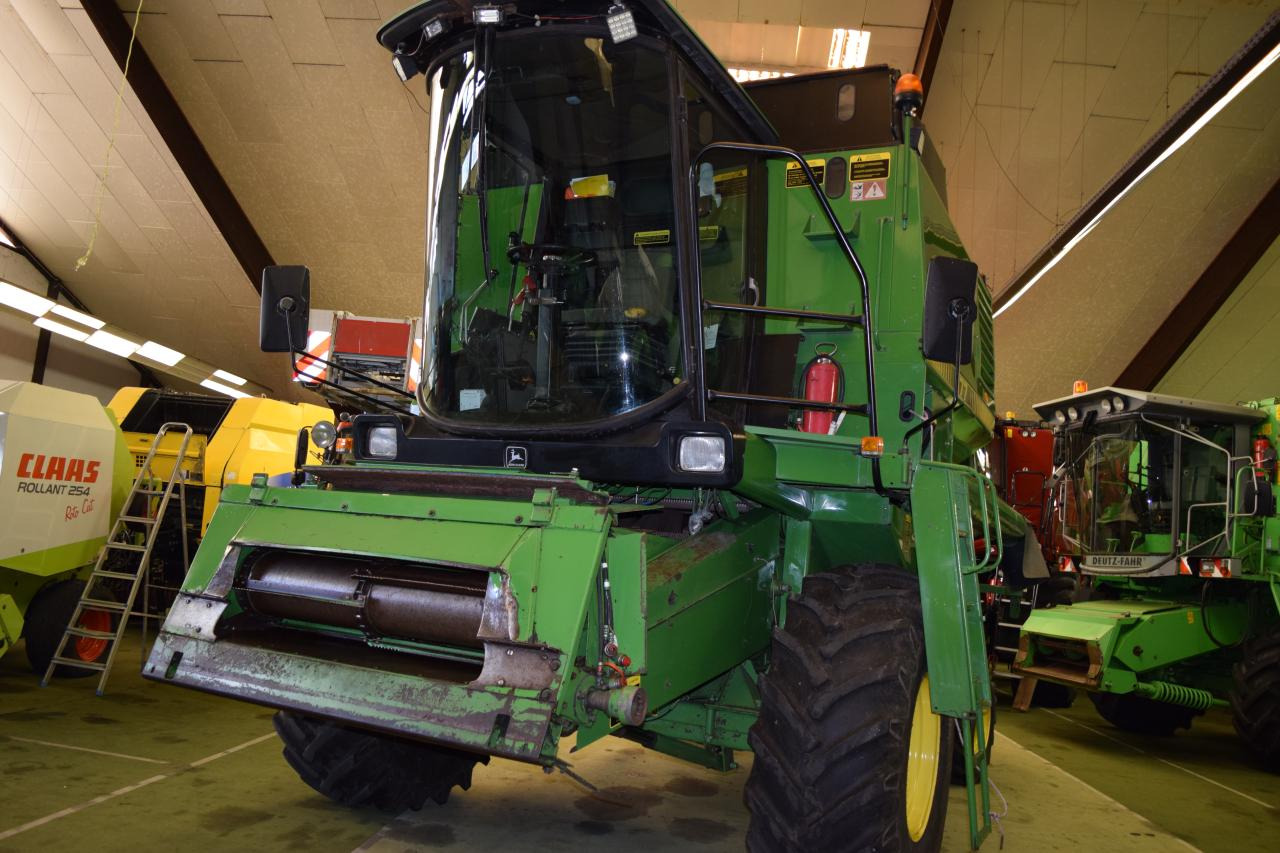 John Deere 1177 - Biçerdöver: fotoğraf 4 John Deere 1177 - Biçerdöver: fotoğraf 4