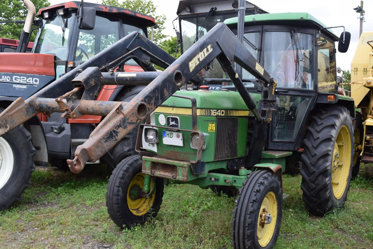 John Deere 1640 - Traktör: fotoğraf 1 John Deere 1640 - Traktör: fotoğraf 1