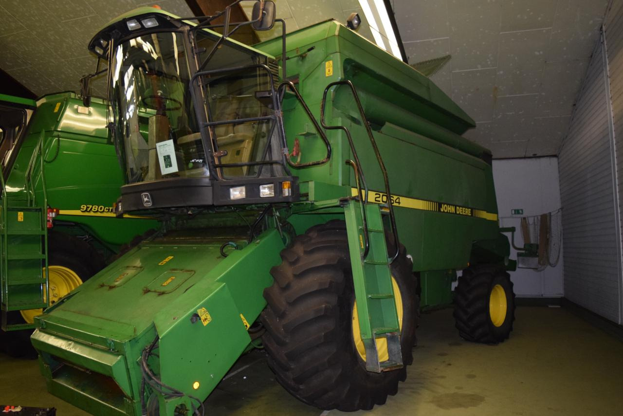 John Deere 2064 - Biçerdöver: fotoğraf 4 John Deere 2064 - Biçerdöver: fotoğraf 4
