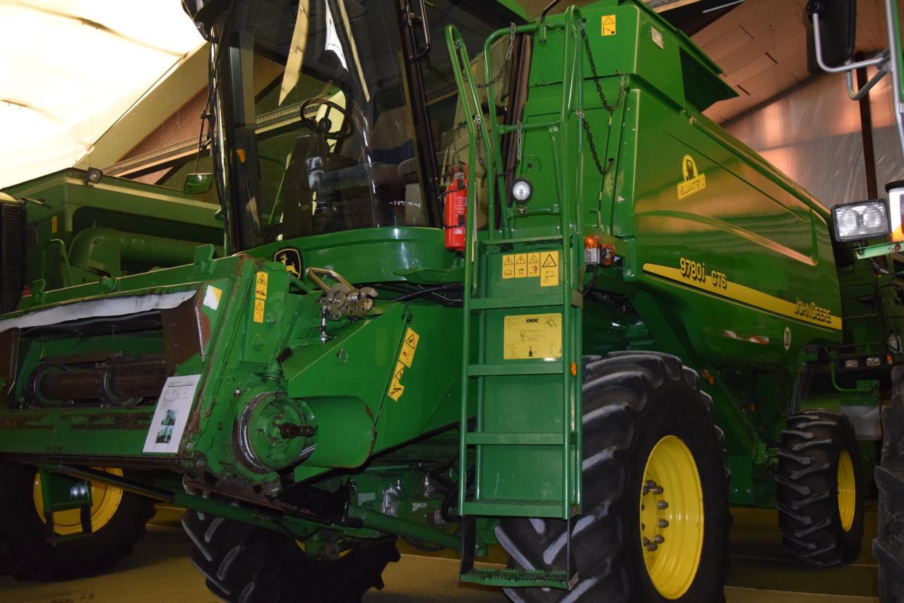 John Deere 9780 i CTS HM - Biçerdöver: fotoğraf 3 John Deere 9780 i CTS HM - Biçerdöver: fotoğraf 3