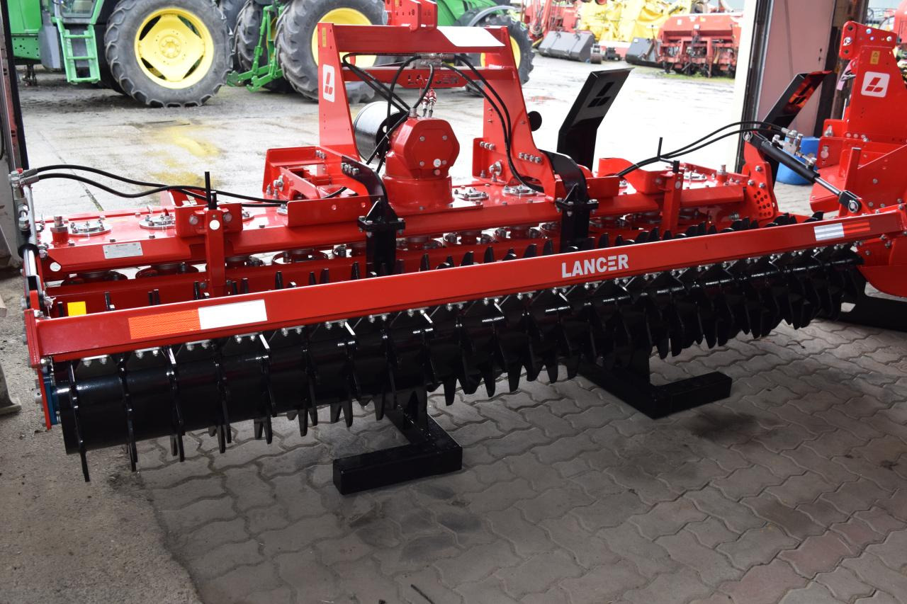 Lancer URANUS UM290 - Toprak işleme makinesi: fotoğraf 4 Lancer URANUS UM290 - Toprak işleme makinesi: fotoğraf 4