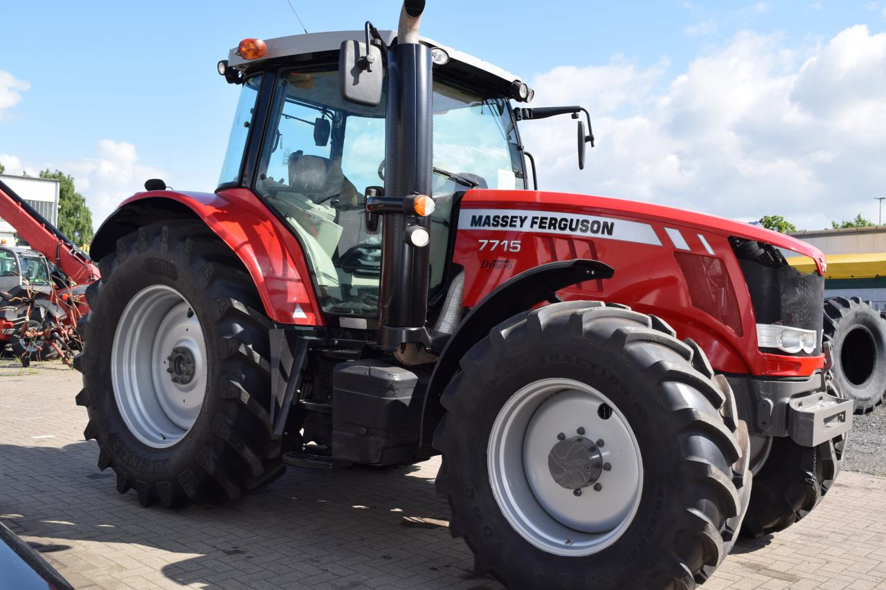 Massey Ferguson MF 7715 Dyna-6 - Traktör: fotoğraf 1 Massey Ferguson MF 7715 Dyna-6 - Traktör: fotoğraf 1