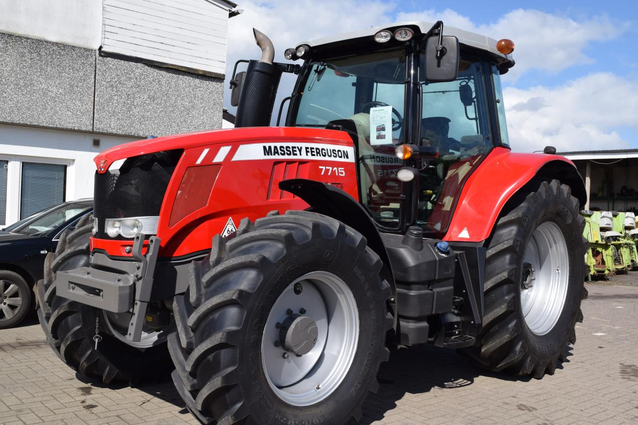 Massey Ferguson MF 7715 Dyna-6 - Traktör: fotoğraf 2 Massey Ferguson MF 7715 Dyna-6 - Traktör: fotoğraf 2
