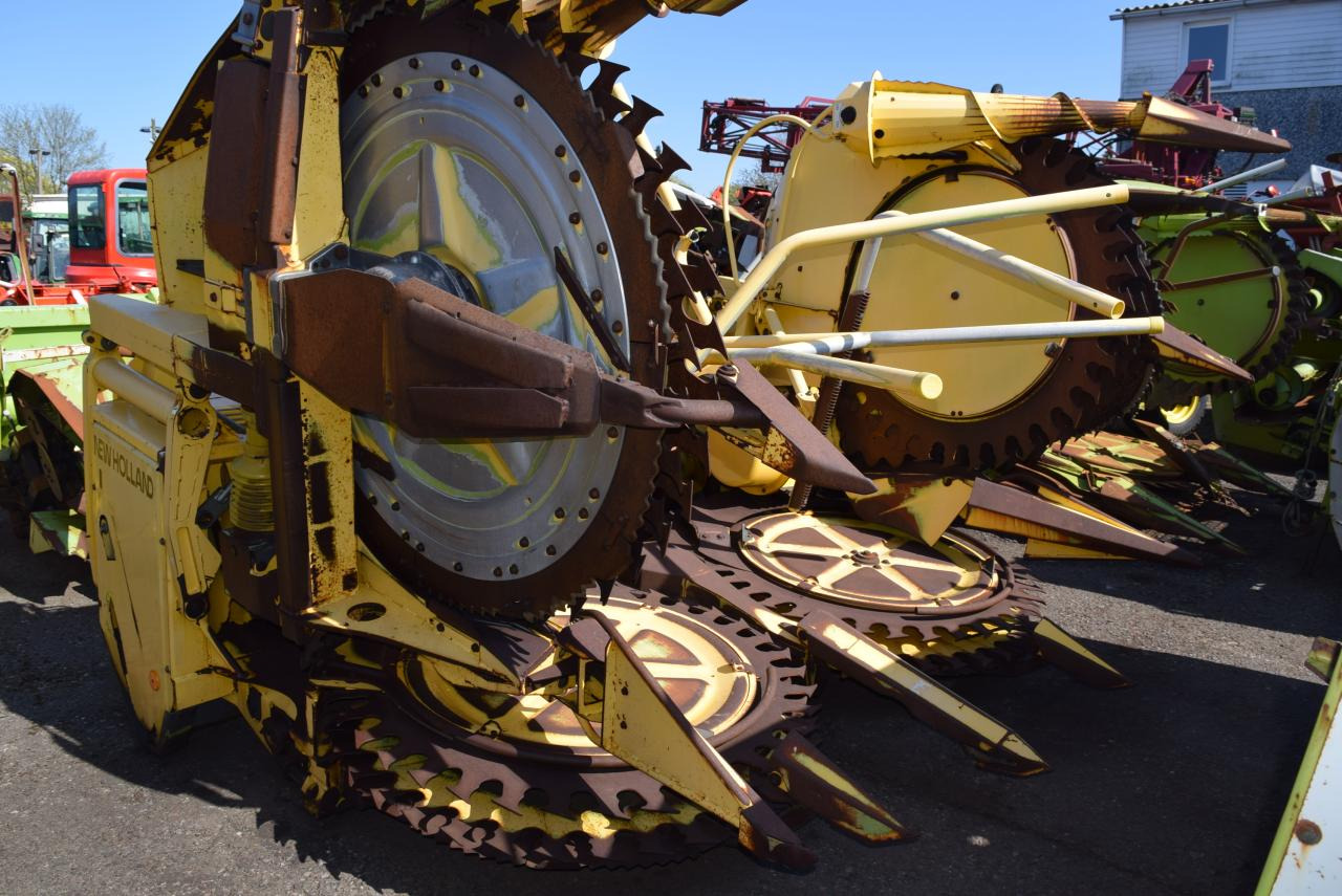 New Holland RI 600 *Maisgebiss* - Mısır tablası: fotoğraf 1 New Holland RI 600 *Maisgebiss* - Mısır tablası: fotoğraf 1