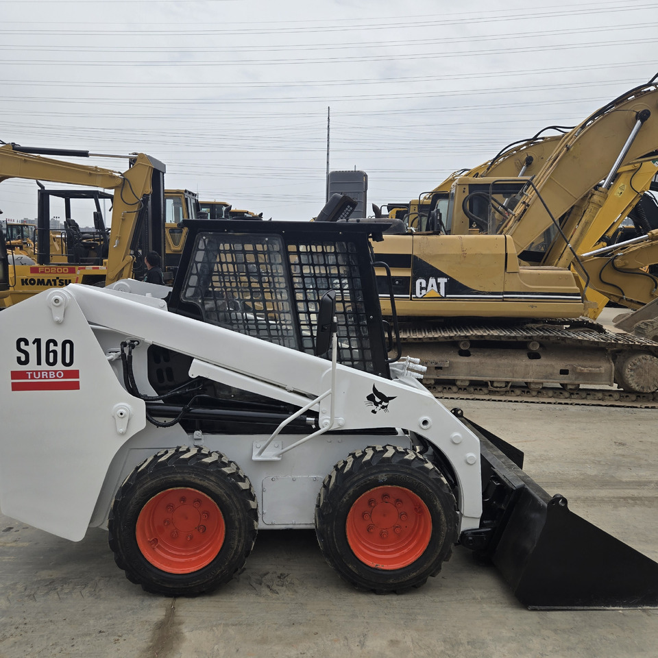 BOBCAT S160 - Mini yükleyici: fotoğraf 3 BOBCAT S160 - Mini yükleyici: fotoğraf 3