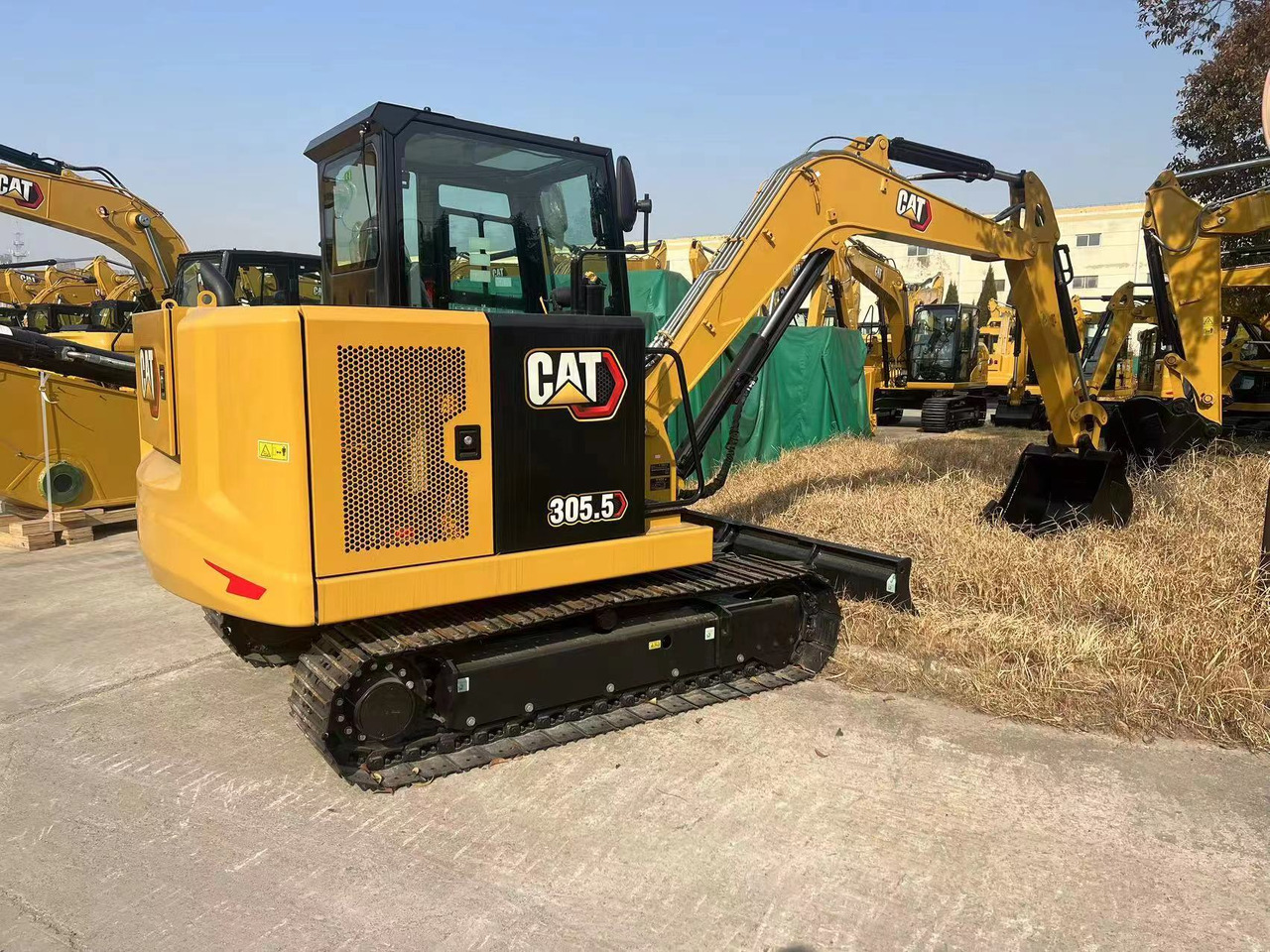 CAT 305.5 - Mini ekskavatör: fotoğraf 1 CAT 305.5 - Mini ekskavatör: fotoğraf 1