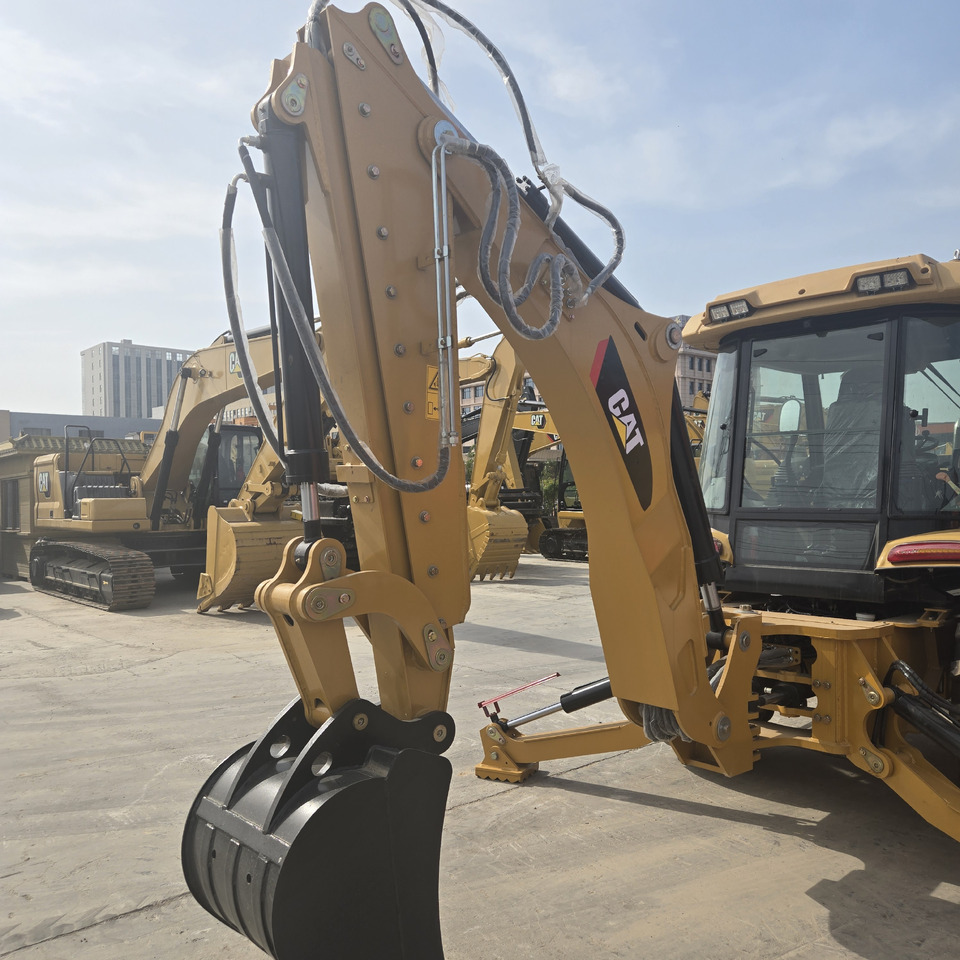 CAT 426F - Iş makinesi: fotoğraf 3 CAT 426F - Iş makinesi: fotoğraf 3