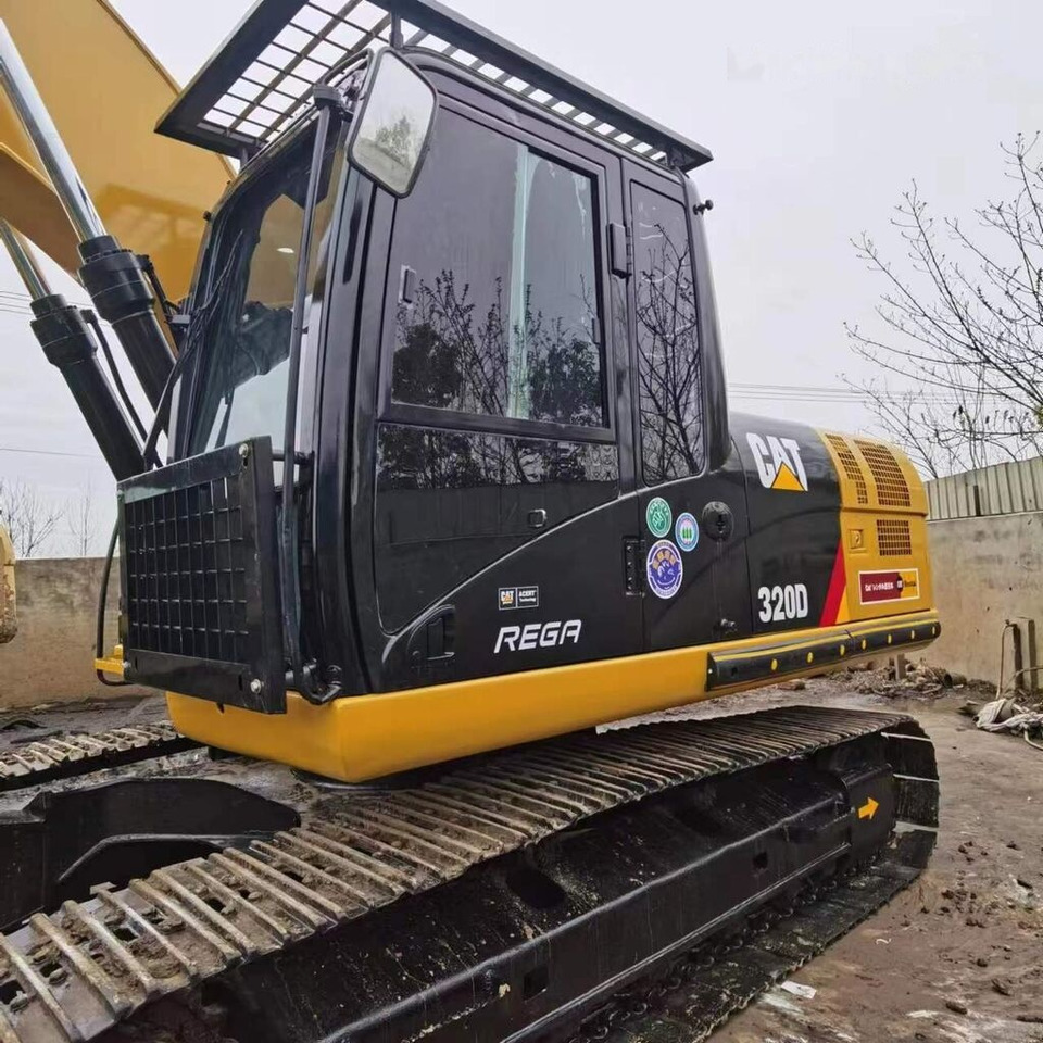Caterpillar 320D - Paletli ekskavatör: fotoğraf 4 Caterpillar 320D - Paletli ekskavatör: fotoğraf 4