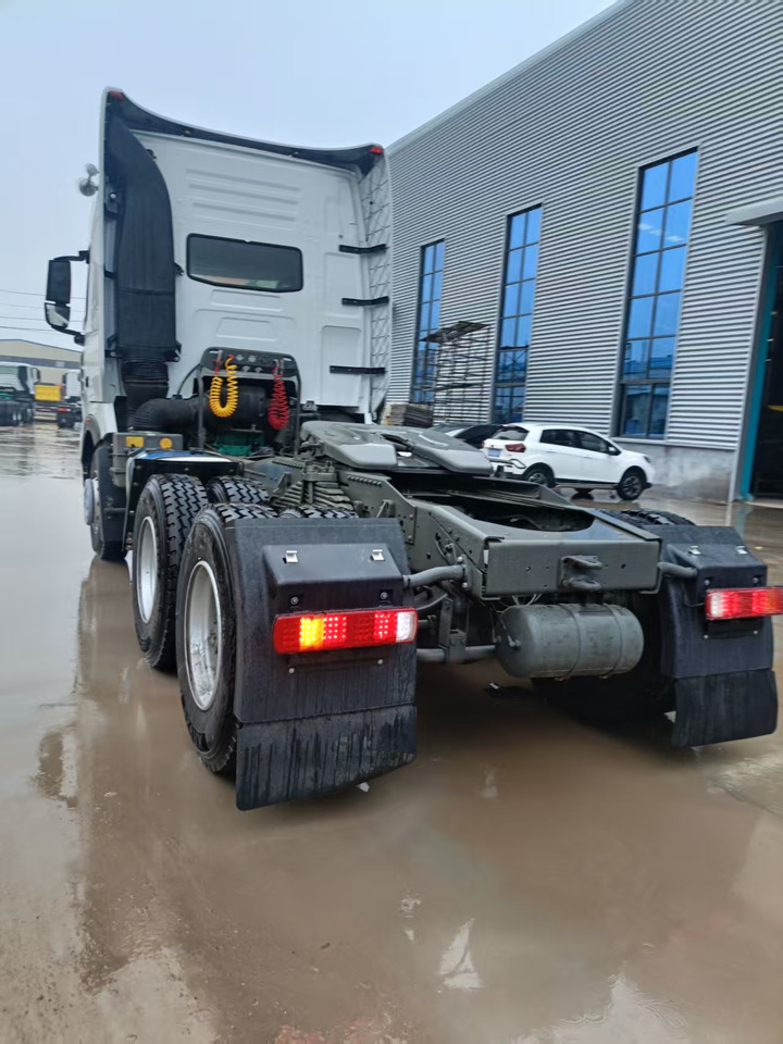 SINOTRUK HOWO - Çekici: fotoğraf 5 SINOTRUK HOWO - Çekici: fotoğraf 5