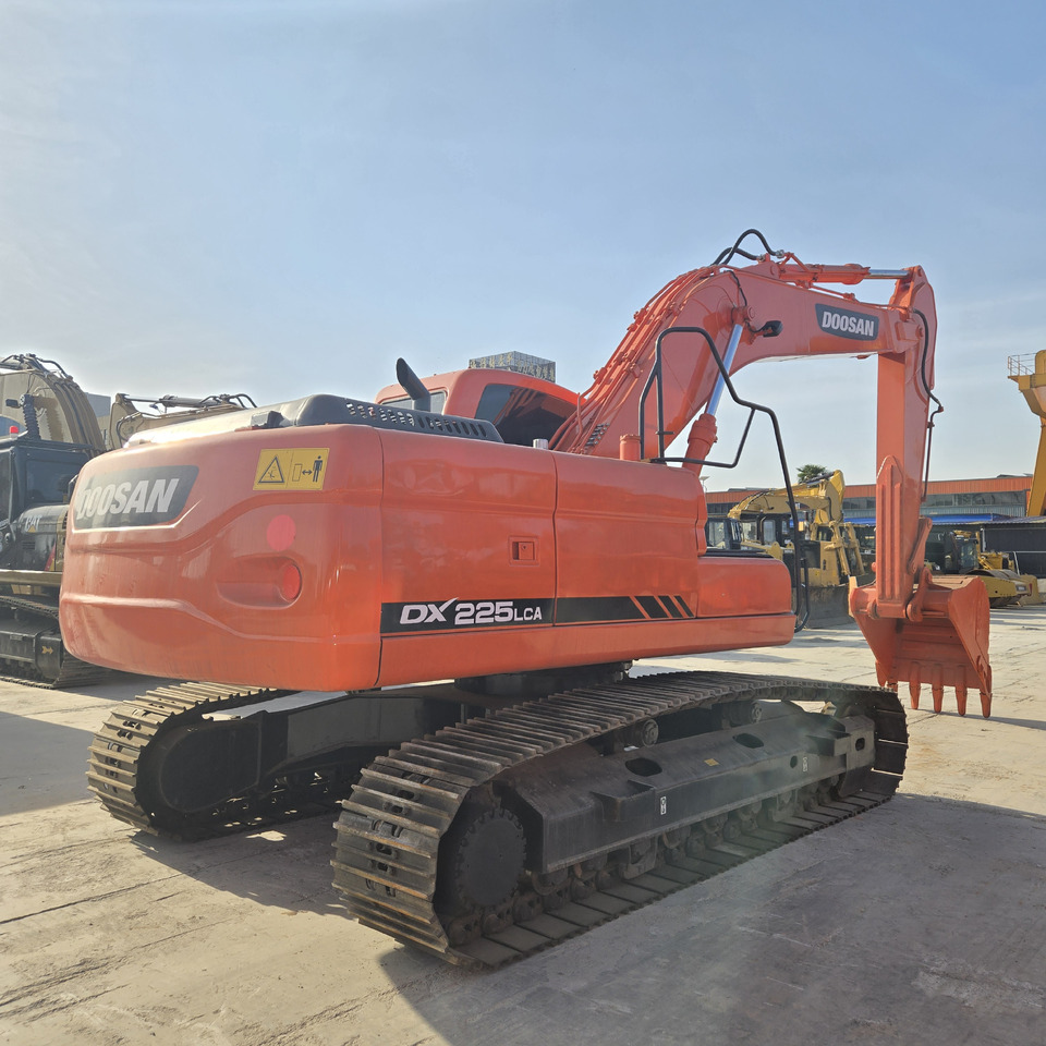 DOOSAN DX225LCA - Paletli ekskavatör: fotoğraf 5 DOOSAN DX225LCA - Paletli ekskavatör: fotoğraf 5