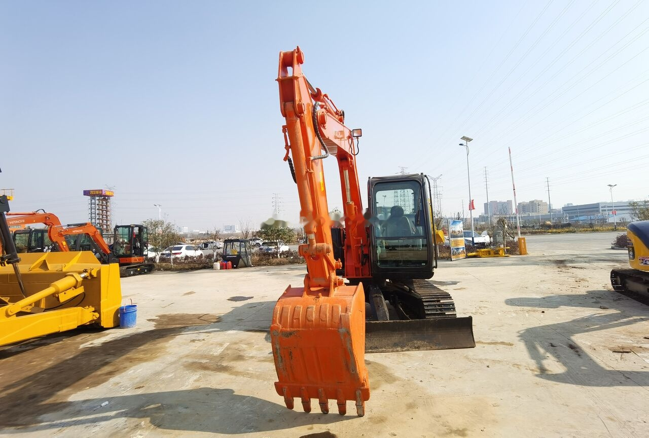 Hitachi ZX70 - Mini ekskavatör: fotoğraf 5 Hitachi ZX70 - Mini ekskavatör: fotoğraf 5