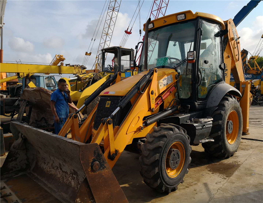 Iş makinesi JCB 3CX-4T: fotoğraf 12 Iş makinesi JCB 3CX-4T: fotoğraf 12