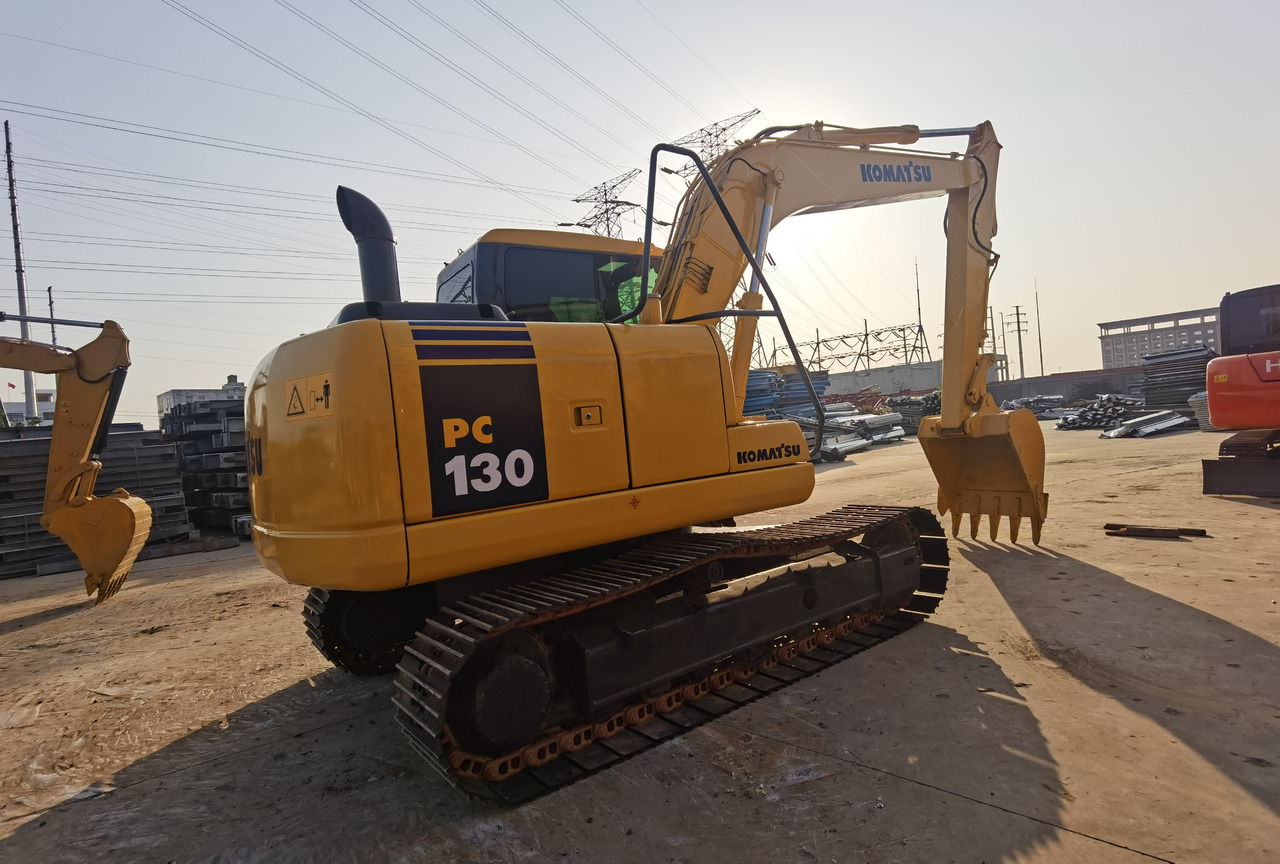 KOMATSU PC130-7 - Mini ekskavatör: fotoğraf 2 KOMATSU PC130-7 - Mini ekskavatör: fotoğraf 2