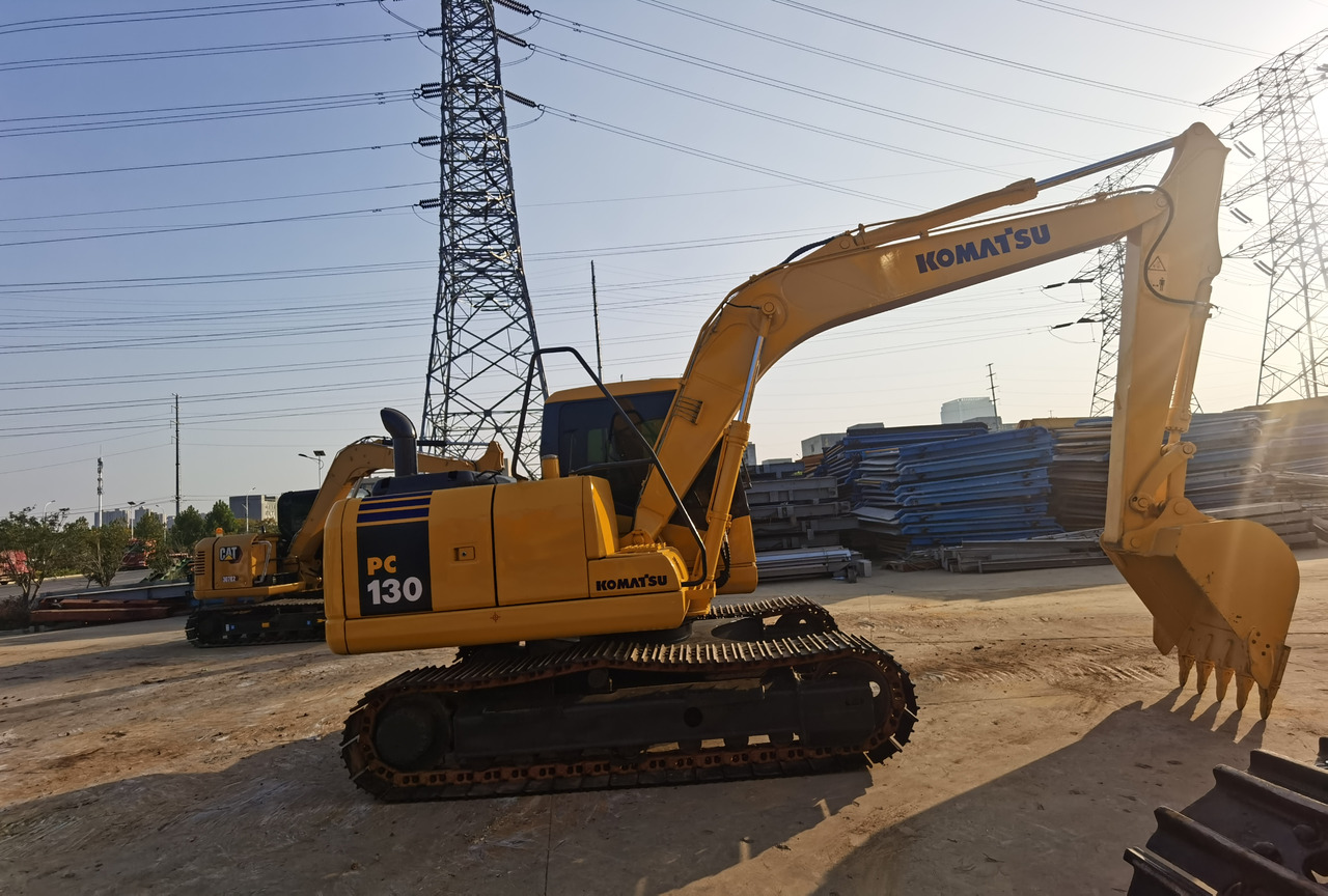 KOMATSU PC130-7 - Mini ekskavatör: fotoğraf 1 KOMATSU PC130-7 - Mini ekskavatör: fotoğraf 1