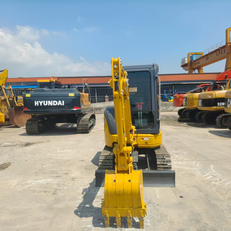 KOMATSU PC30 - Mini ekskavatör: fotoğraf 2 KOMATSU PC30 - Mini ekskavatör: fotoğraf 2