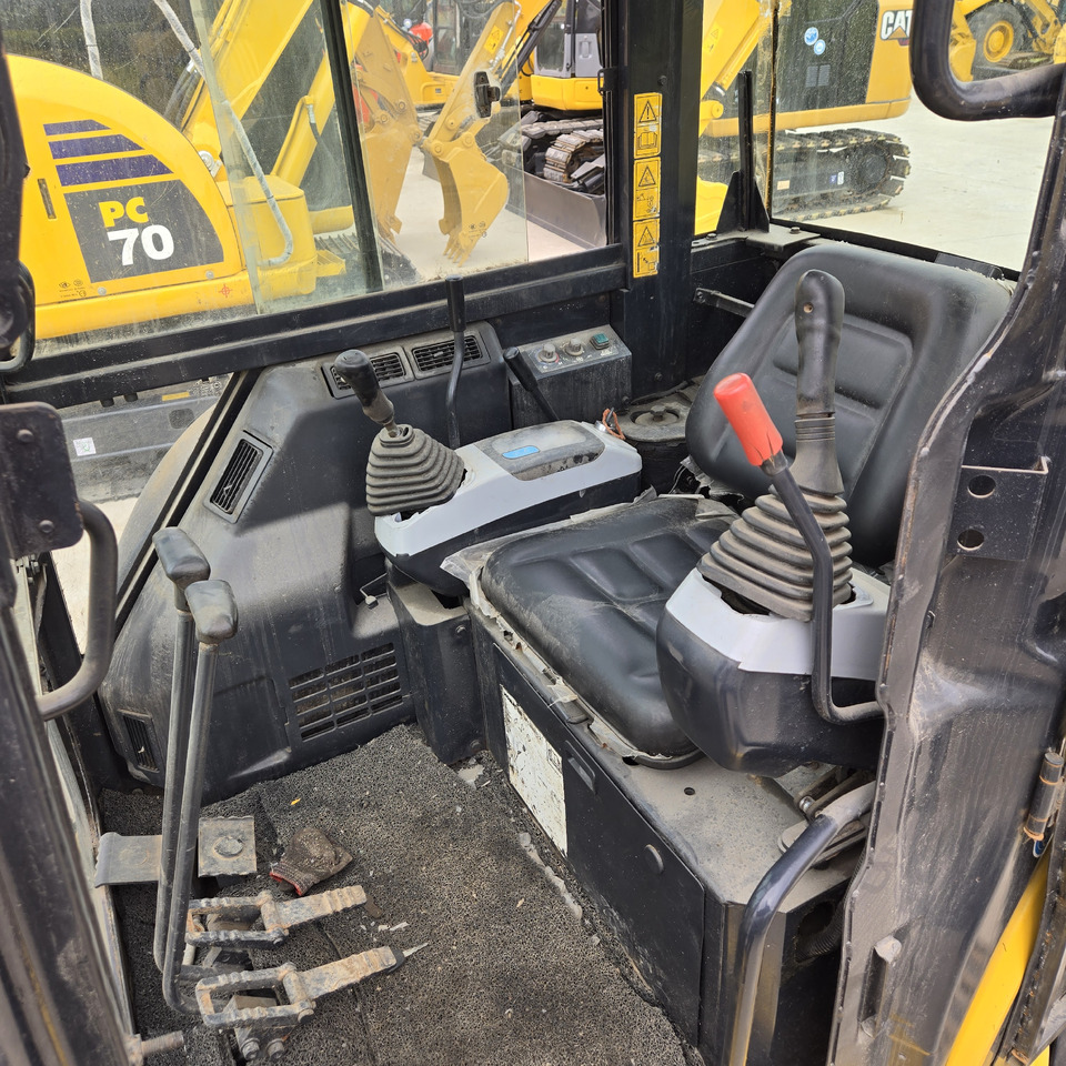 KOMATSU PC35MR - Mini ekskavatör: fotoğraf 5 KOMATSU PC35MR - Mini ekskavatör: fotoğraf 5