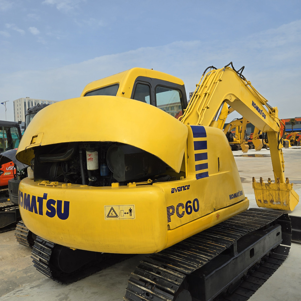 KOMATSU PC60 - Mini ekskavatör: fotoğraf 1 KOMATSU PC60 - Mini ekskavatör: fotoğraf 1