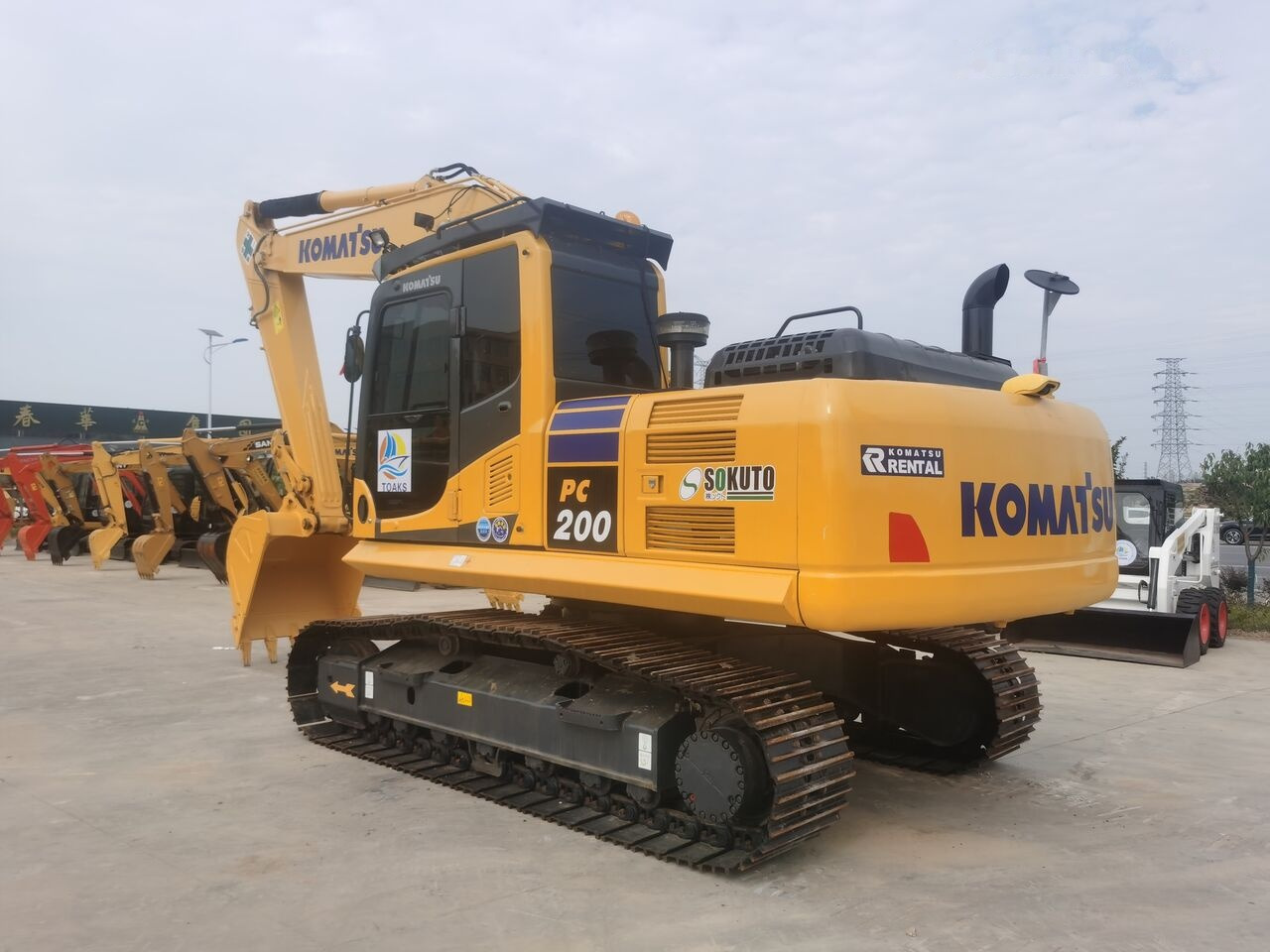 Paletli ekskavatör Komatsu PC200-8: fotoğraf 8