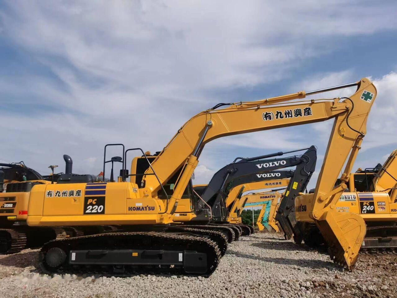 Komatsu PC220-8 MO - Paletli ekskavatör: fotoğraf 2 Komatsu PC220-8 MO - Paletli ekskavatör: fotoğraf 2