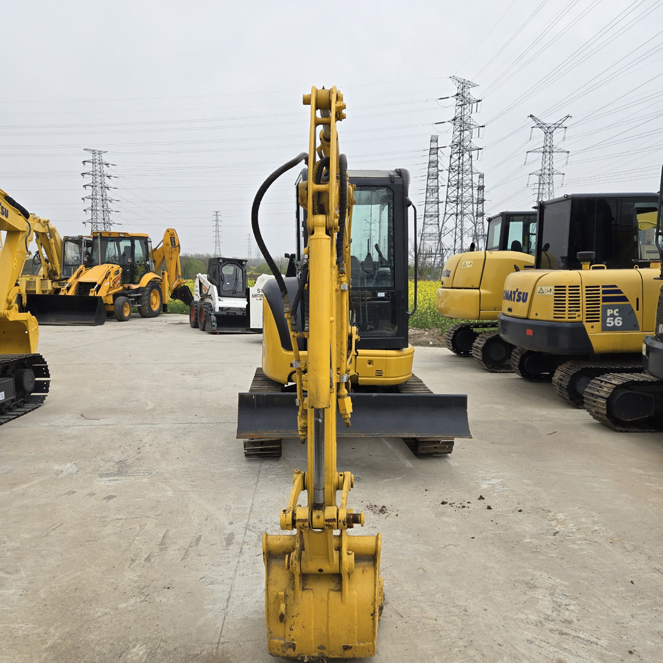 Komatsu PC35MR - Mini ekskavatör: fotoğraf 3 Komatsu PC35MR - Mini ekskavatör: fotoğraf 3