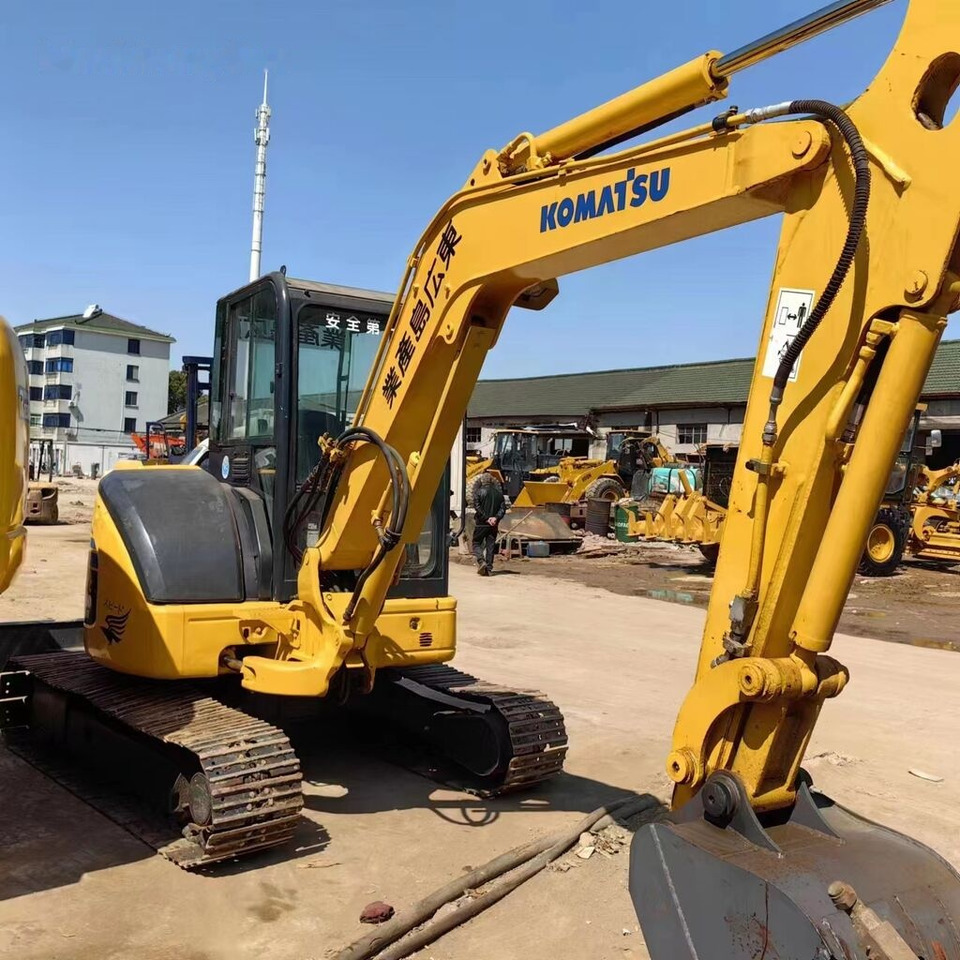 Komatsu PC50MR-2 - Mini ekskavatör: fotoğraf 3 Komatsu PC50MR-2 - Mini ekskavatör: fotoğraf 3