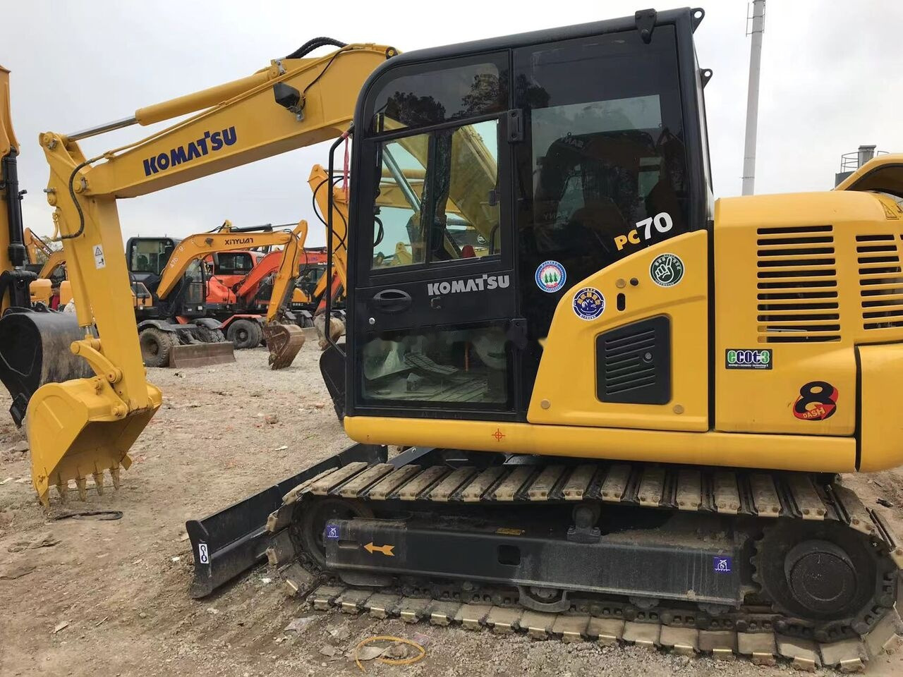 Komatsu PC70-8 - Paletli ekskavatör: fotoğraf 1 Komatsu PC70-8 - Paletli ekskavatör: fotoğraf 1