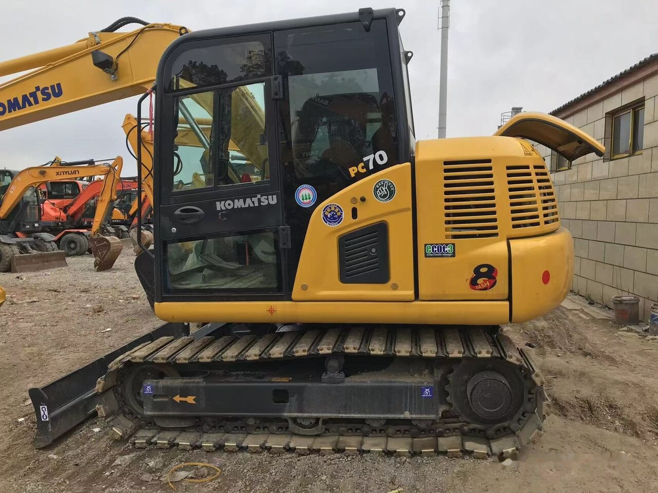 Komatsu PC70-8 - Paletli ekskavatör: fotoğraf 3 Komatsu PC70-8 - Paletli ekskavatör: fotoğraf 3