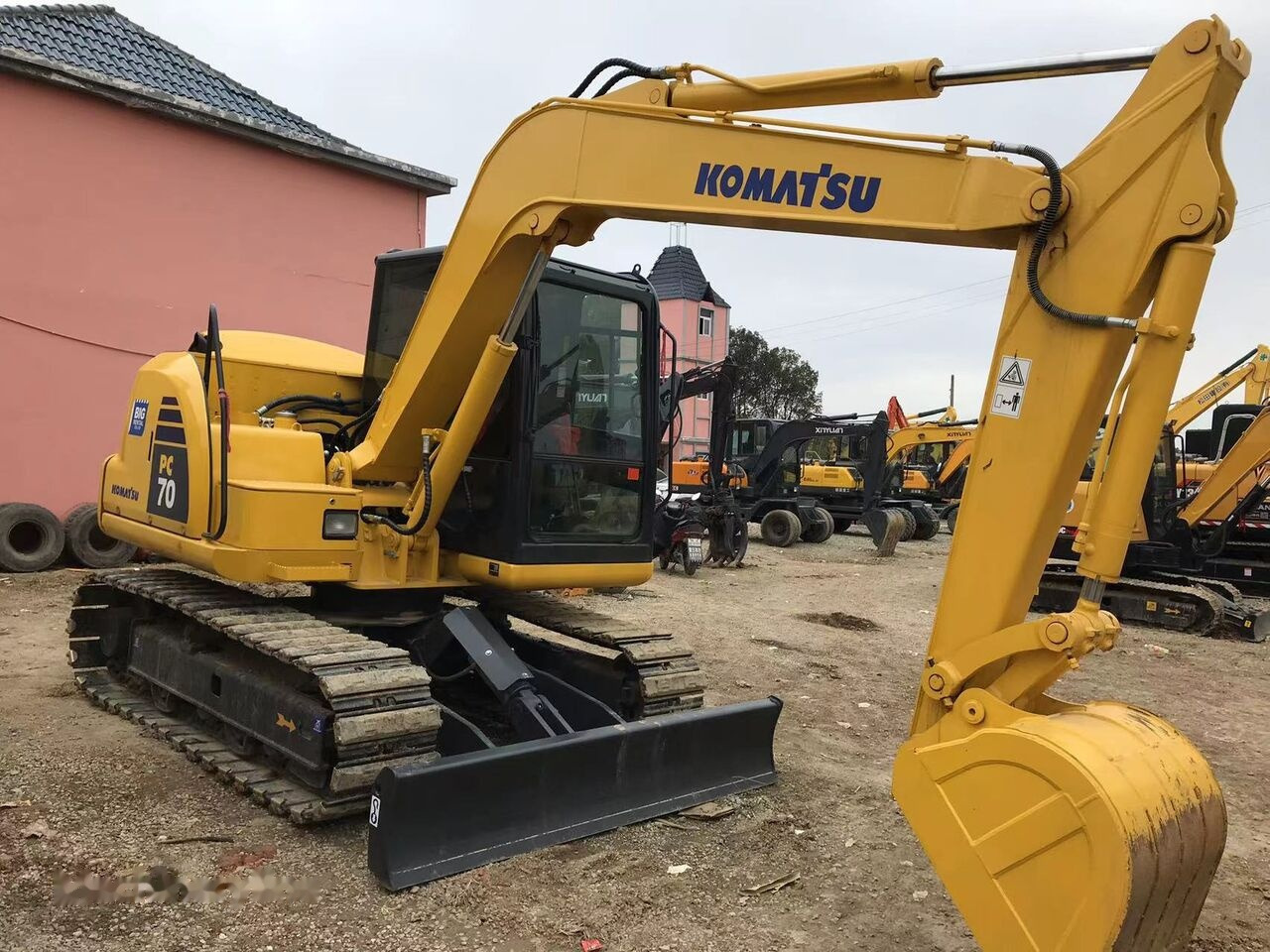 Komatsu PC70-8 - Paletli ekskavatör: fotoğraf 2 Komatsu PC70-8 - Paletli ekskavatör: fotoğraf 2