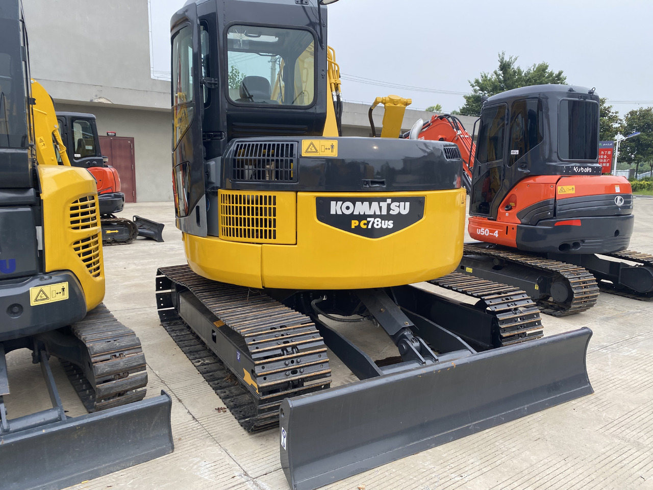 Komatsu PC78US - Mini ekskavatör: fotoğraf 4 Komatsu PC78US - Mini ekskavatör: fotoğraf 4