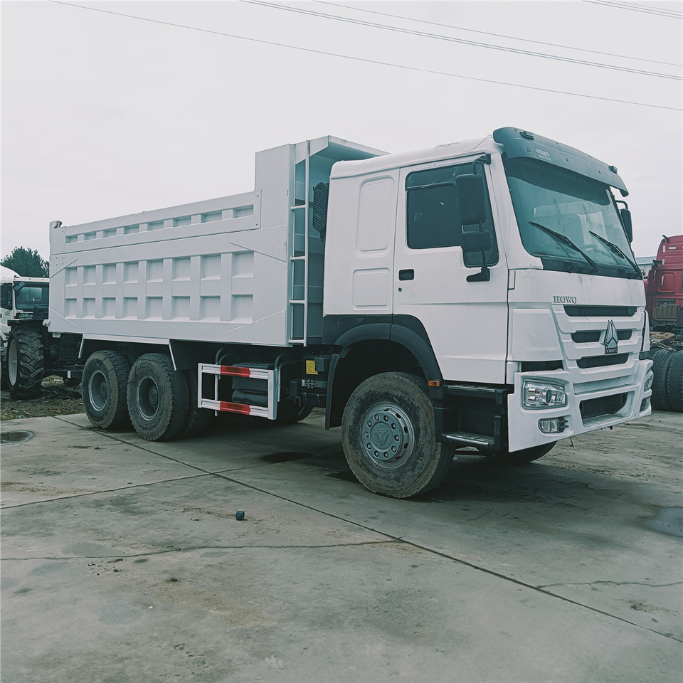 SINOTRUK HOWO 6x4 - Damperli kamyon: fotoğraf 3 SINOTRUK HOWO 6x4 - Damperli kamyon: fotoğraf 3