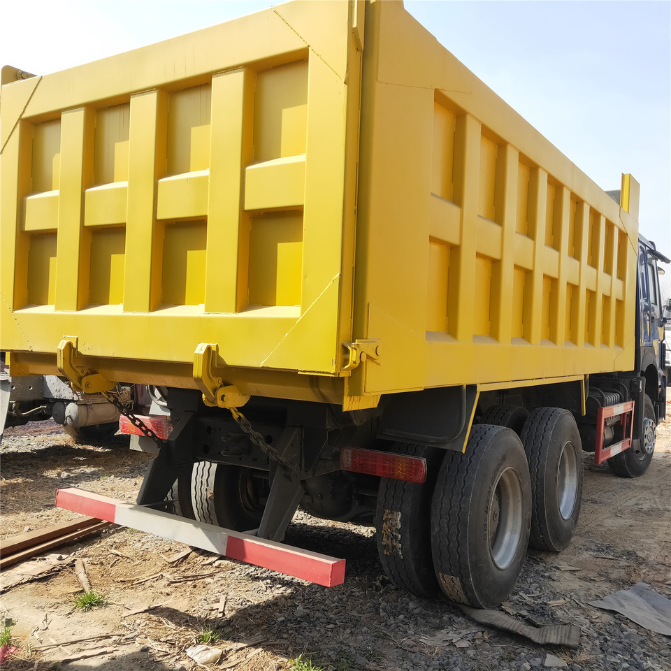 SINOTRUK HOWO - Damperli kamyon: fotoğraf 3 SINOTRUK HOWO - Damperli kamyon: fotoğraf 3