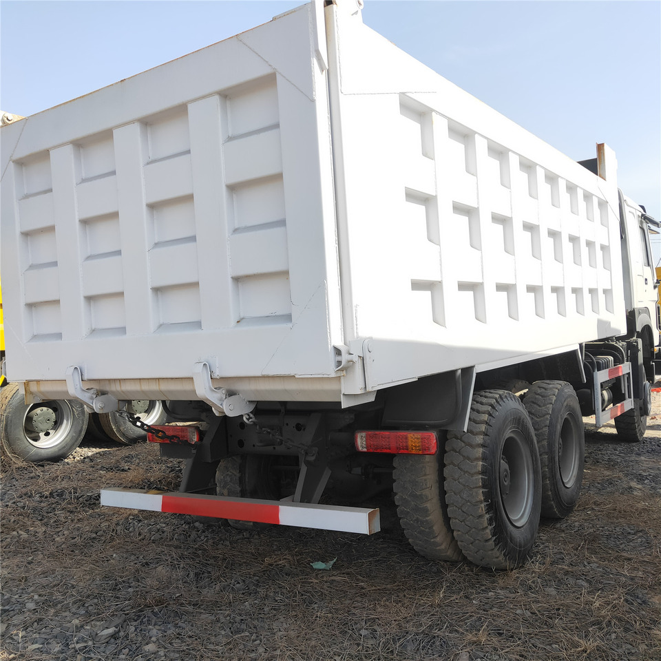 SINOTRUK HOWO - Damperli kamyon: fotoğraf 5 SINOTRUK HOWO - Damperli kamyon: fotoğraf 5