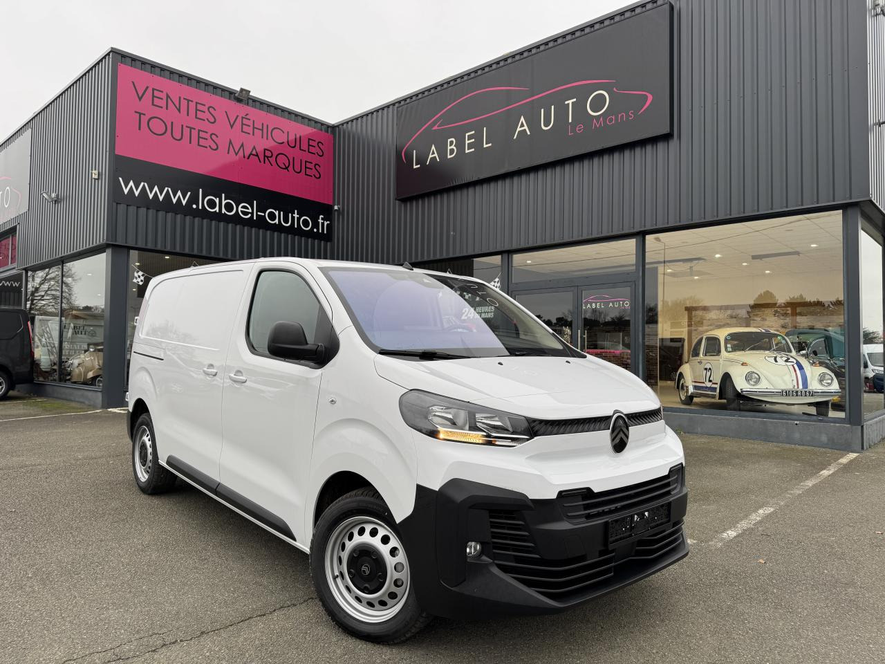 CITROEN Jumpy M 2.0 BlueHDi - 145 S&S - BV EAT8  III FOURGON . PHASE 2 - Panelvan: fotoğraf 1 CITROEN Jumpy M 2.0 BlueHDi - 145 S&S - BV EAT8  III FOURGON . PHASE 2 - Panelvan: fotoğraf 1