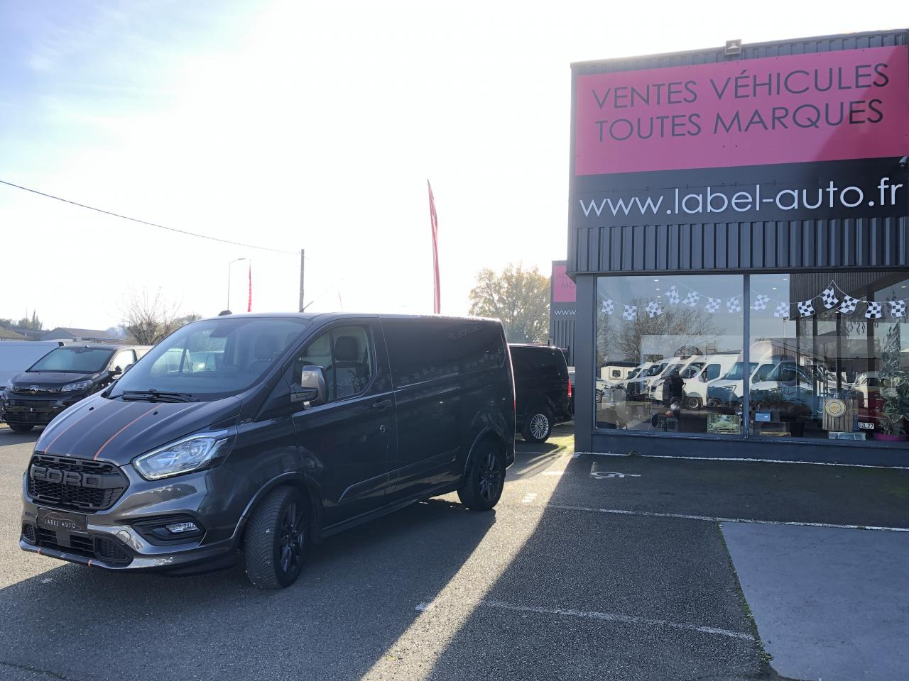FORD Transit Custom 2.0 TDCi - 170 - BVA S&S TRANSIT CUSTOM FOURGON Fourgon 290 L1H1 Sport PHASE 2 - Panelvan: fotoğraf 5 FORD Transit Custom 2.0 TDCi - 170 - BVA S&S TRANSIT CUSTOM FOURGON Fourgon 290 L1H1 Sport PHASE 2 - Panelvan: fotoğraf 5