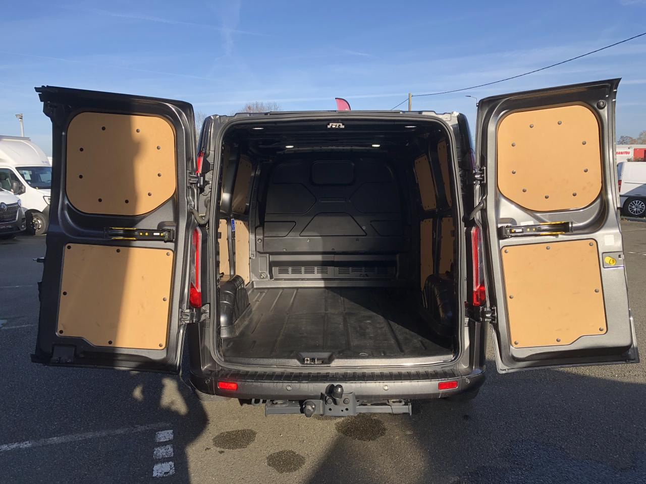 FORD Transit Custom 2.0 TDCi - 170 - BVA S&S TRANSIT CUSTOM FOURGON Fourgon 290 L1H1 Sport PHASE 2 - Panelvan: fotoğraf 2 FORD Transit Custom 2.0 TDCi - 170 - BVA S&S TRANSIT CUSTOM FOURGON Fourgon 290 L1H1 Sport PHASE 2 - Panelvan: fotoğraf 2