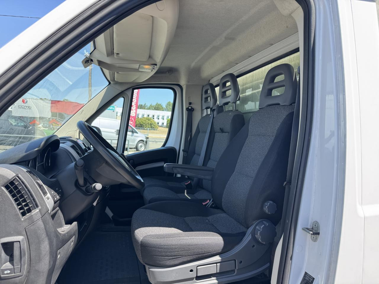 Fiat Ducato 3.5 MAXI L 2.3 MULTIJET 160CH BENNE ACIER PACK PRO NAV + COFFRE JPM - Damperli kamyonet: fotoğraf 4 Fiat Ducato 3.5 MAXI L 2.3 MULTIJET 160CH BENNE ACIER PACK PRO NAV + COFFRE JPM - Damperli kamyonet: fotoğraf 4
