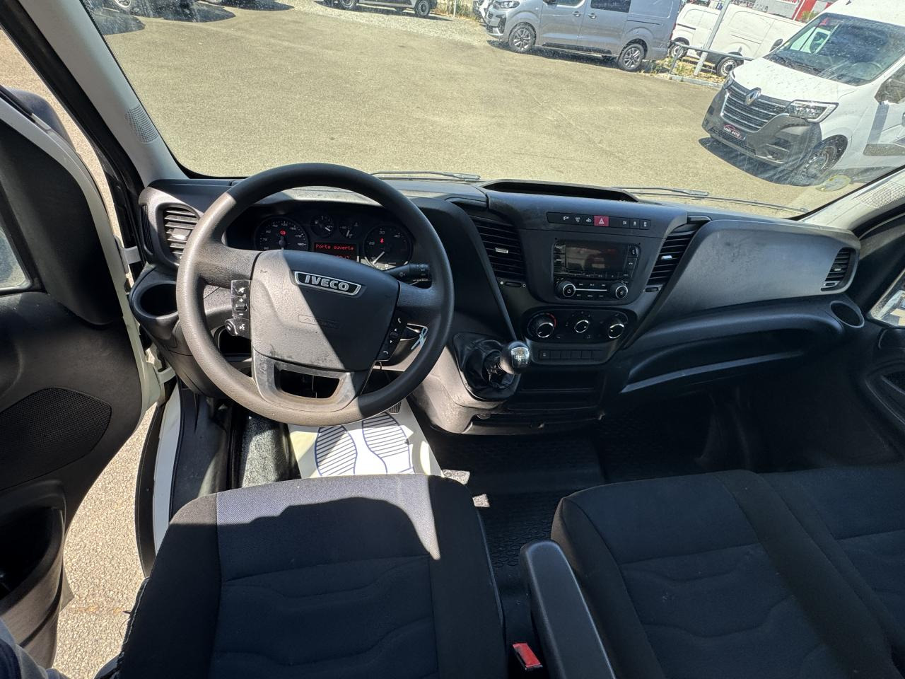 IVECO Daily 35 C 14 S&S (Quad-Leaf) CHASSIS CABINE 2014 35C/35S Chassis cabine 35 C Epmt.3.45 PHASE 3 - Damperli kamyonet: fotoğraf 4 IVECO Daily 35 C 14 S&S (Quad-Leaf) CHASSIS CABINE 2014 35C/35S Chassis cabine 35 C Epmt.3.45 PHASE 3 - Damperli kamyonet: fotoğraf 4