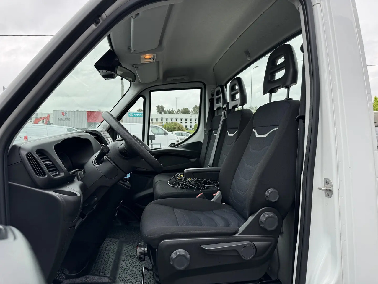 Iveco Daily 35C16H3.0 EMPATTEMENT 4100 - Çekici kamyonu: fotoğraf 5 Iveco Daily 35C16H3.0 EMPATTEMENT 4100 - Çekici kamyonu: fotoğraf 5