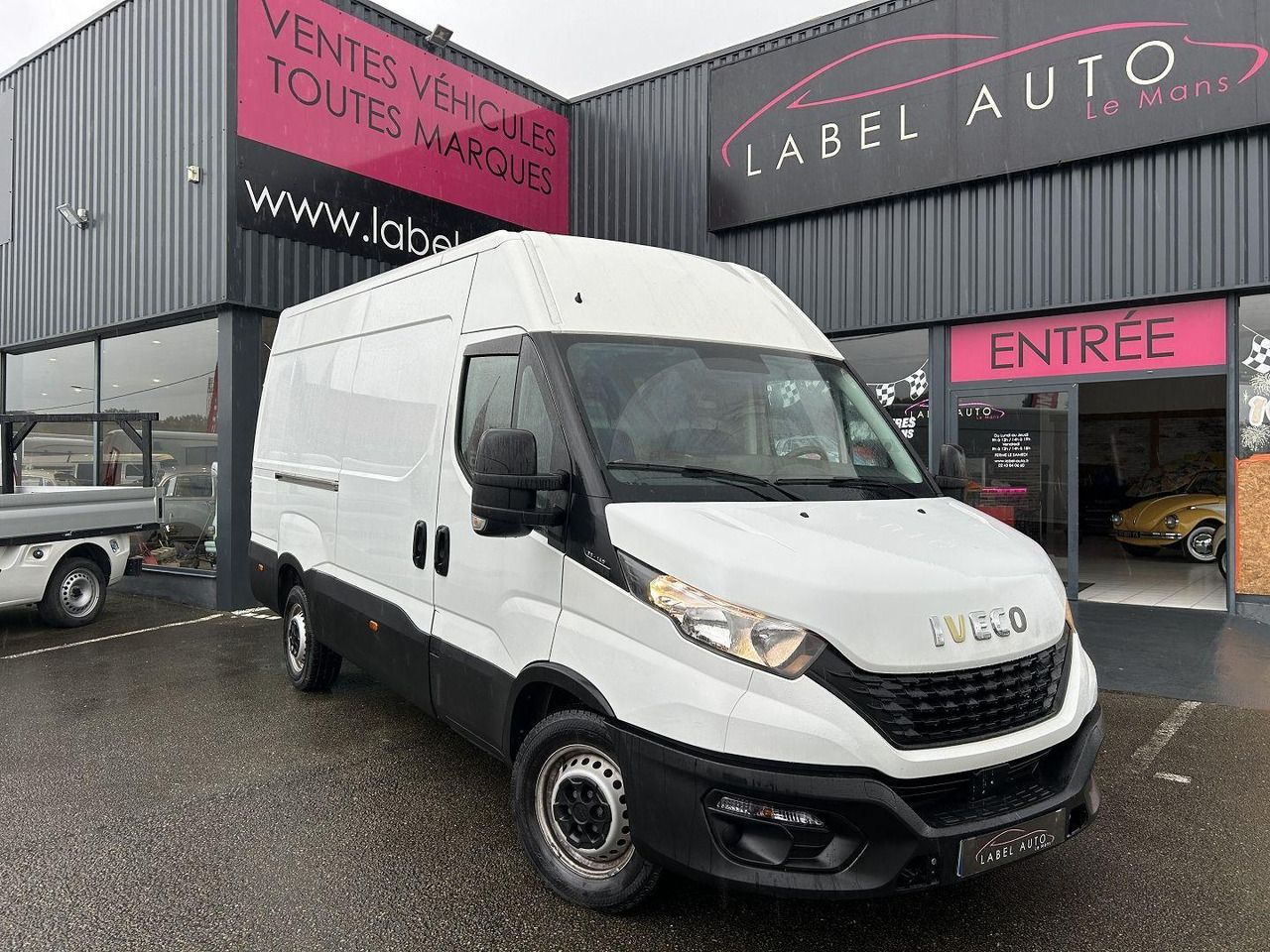 Iveco Daily 35S14 V12 - Panelvan: fotoğraf 1 Iveco Daily 35S14 V12 - Panelvan: fotoğraf 1