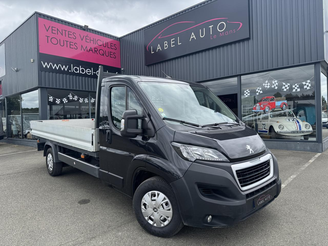 PEUGEOT BOXER 3T5 PLATEAU 4M20 2.2 HDI 140 CH PREMIUM - Açık kasa kamyonet: fotoğraf 4 PEUGEOT BOXER 3T5 PLATEAU 4M20 2.2 HDI 140 CH PREMIUM - Açık kasa kamyonet: fotoğraf 4