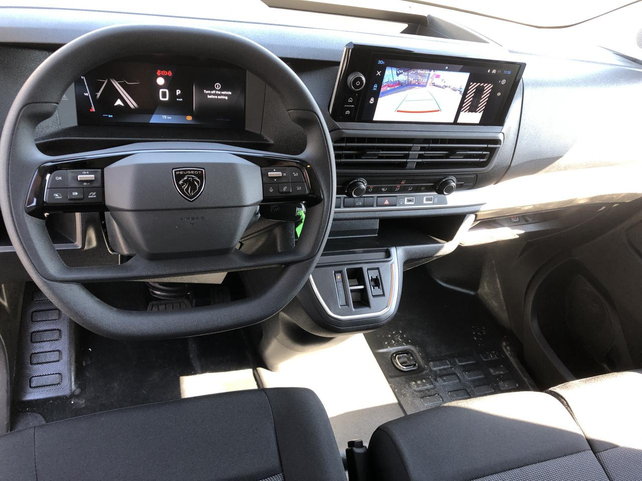 PEUGEOT Expert M 2.0 BlueHDi - 180 S&S - BV EAT8 III FOURGON Fourgon PHASE 2 - Panelvan: fotoğraf 4 PEUGEOT Expert M 2.0 BlueHDi - 180 S&S - BV EAT8 III FOURGON Fourgon PHASE 2 - Panelvan: fotoğraf 4